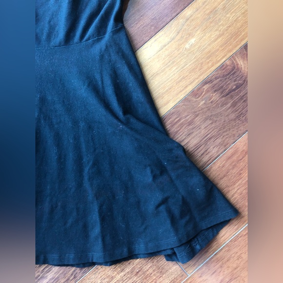 Black Dress - Picture 4 of 16